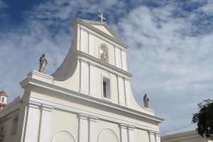 San Juan: Authentic Old San Juan Walking Food & History Tour