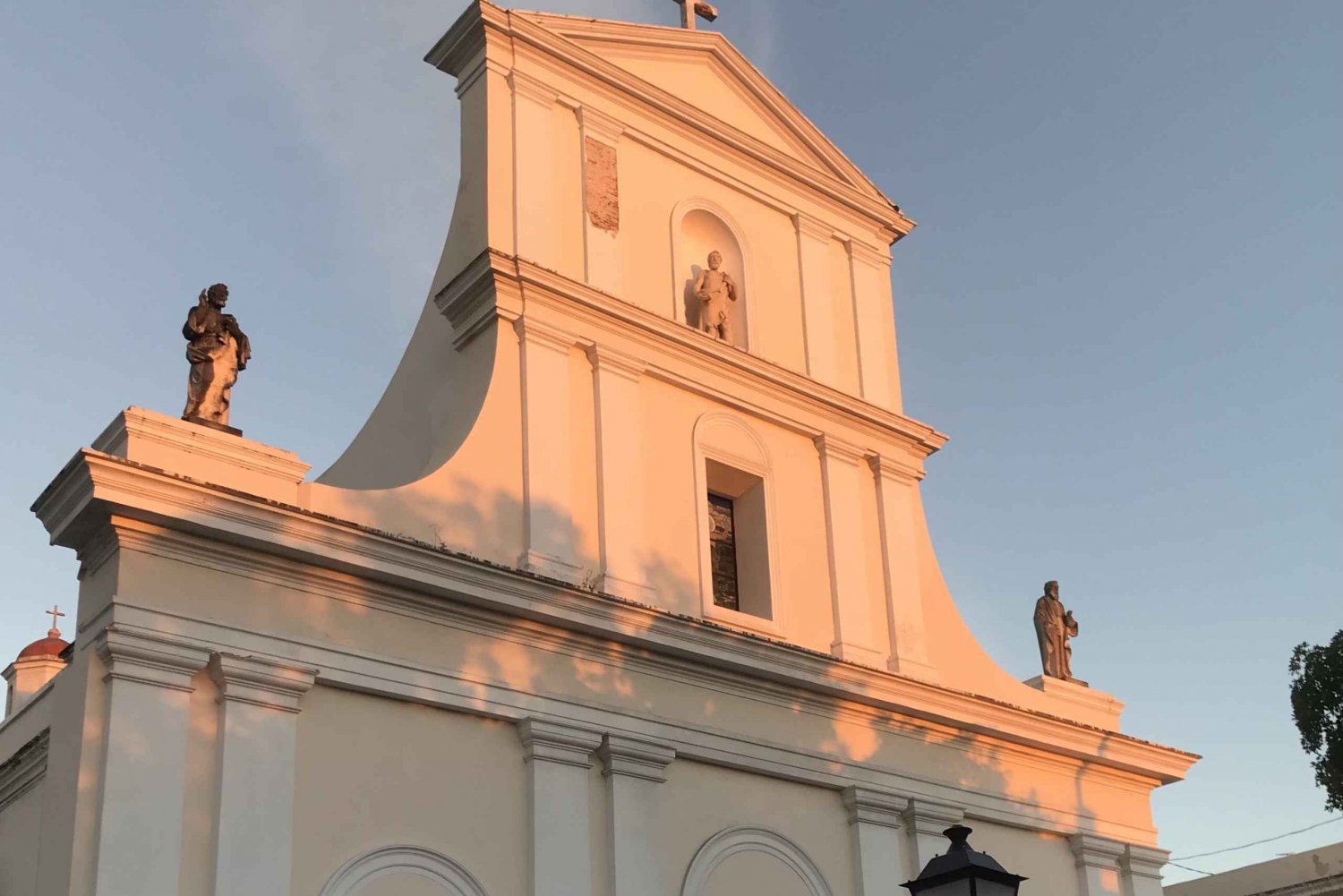 San Juan: Old Town Sunset Walking Tour
