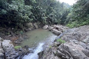 San Juan, PR: Wandel naar een verborgen waterval