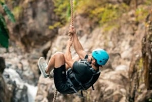 San Juan: Tour Avventura Foresta Pluviale e Acquascivoli Trasporto