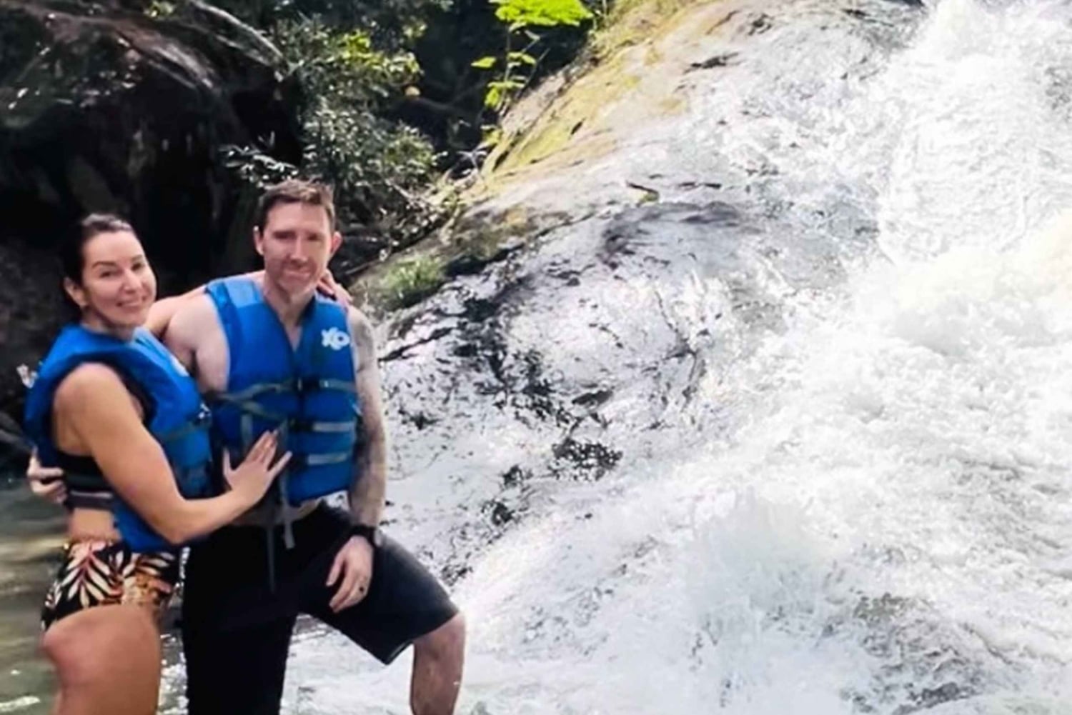 San Juan: Vandrutsjebaner i regnskoven og strandtur med transport