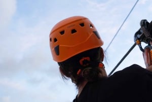 San Juan: Urban Park Sky Bull Zipline Experience