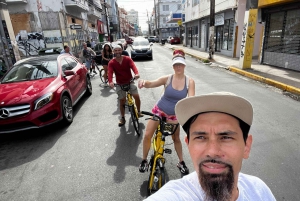 San Juan: Recorrido en bici por el barrio y el arte urbano de Santurce