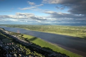 アティテュード・ヘリコプター：ケベックシティのヘリコプターツアー