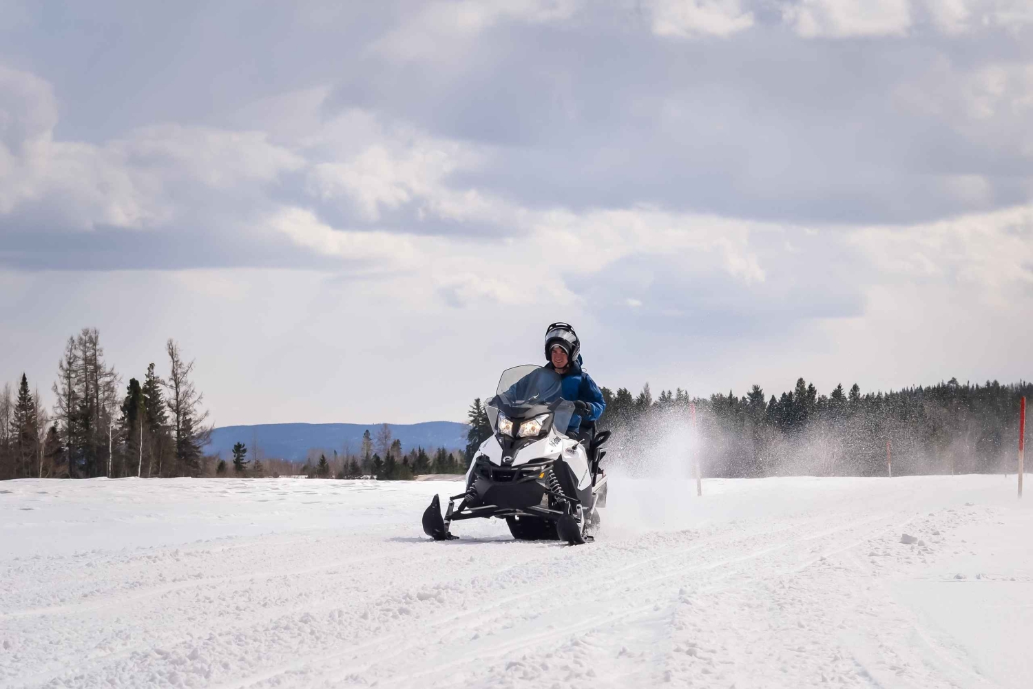 I nærheden af Tadoussac: Mini-Raid-snescooter Mont Valin og Saguenay-fjorden