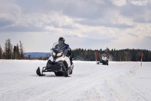 I nærheden af Tadoussac: Mini-Raid-snescooter Mont Valin og Saguenay-fjorden