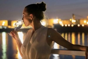 Québec City: 2-timers cocktail- og DJ-cruise om kvelden