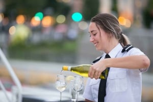 Québec City: 3- eller 5-retters middagscruise med DJ og dans