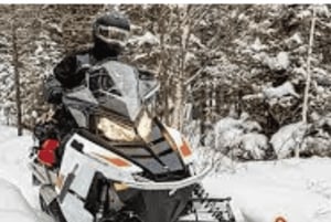 Quebec City: Guided Snowmobile Tour