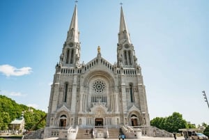 Quebec City: Montmorency Falls & Ile d'Orleans Half-Day Tour