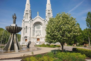Québec City: Private Walking Tour of City Highlights