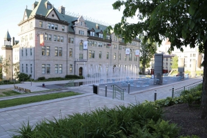 Quebec City Private Walking Tour with Funicular Ride
