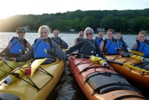 Excursão de caiaque ao pôr do sol na cidade de Quebec com o vinho Mapple