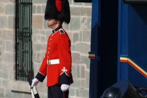 ケベック：ケベック城塞のチケットとガイド付きツアー