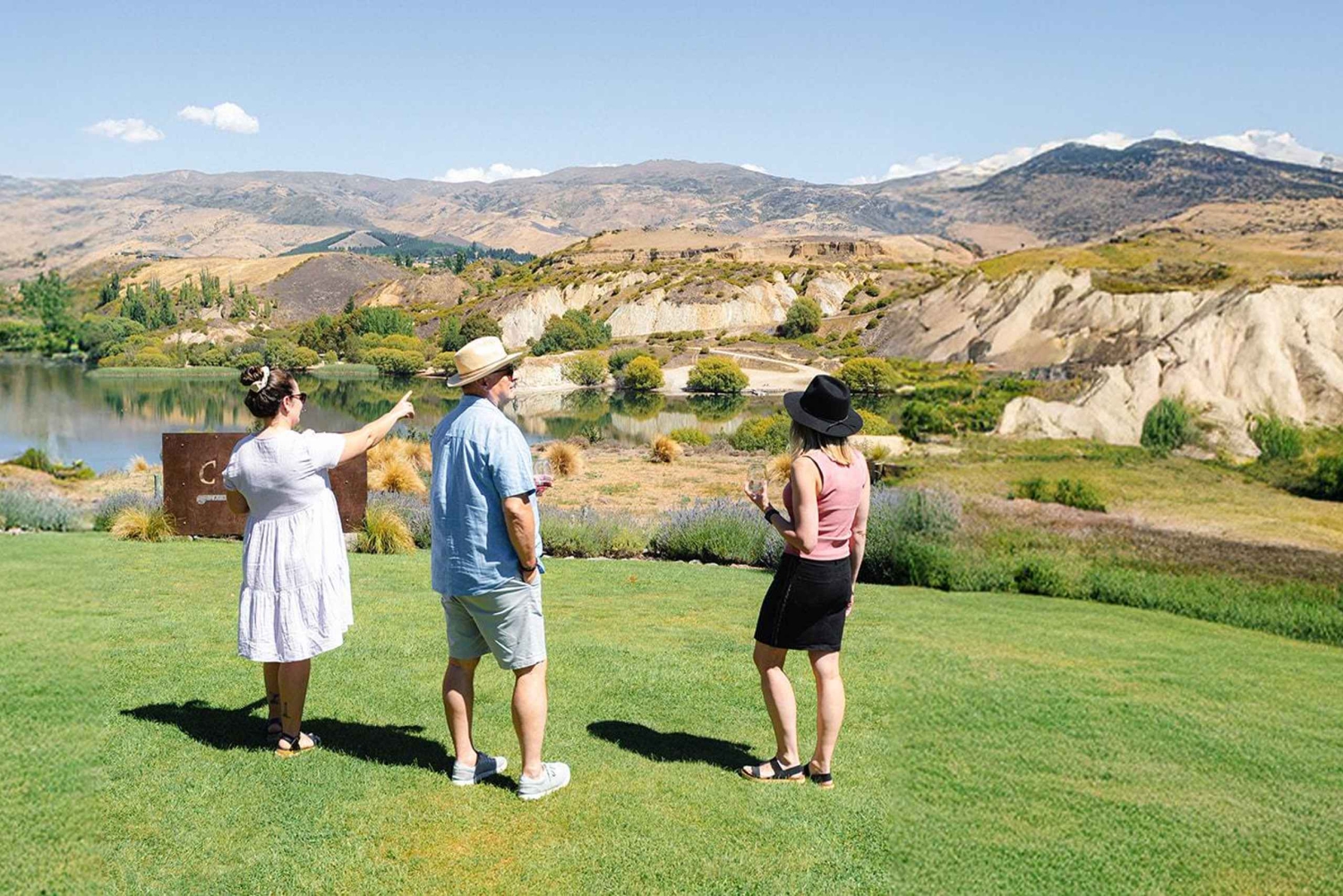 Boutique Winery halvdagsutflykt & vingårdslunch med tallrikar