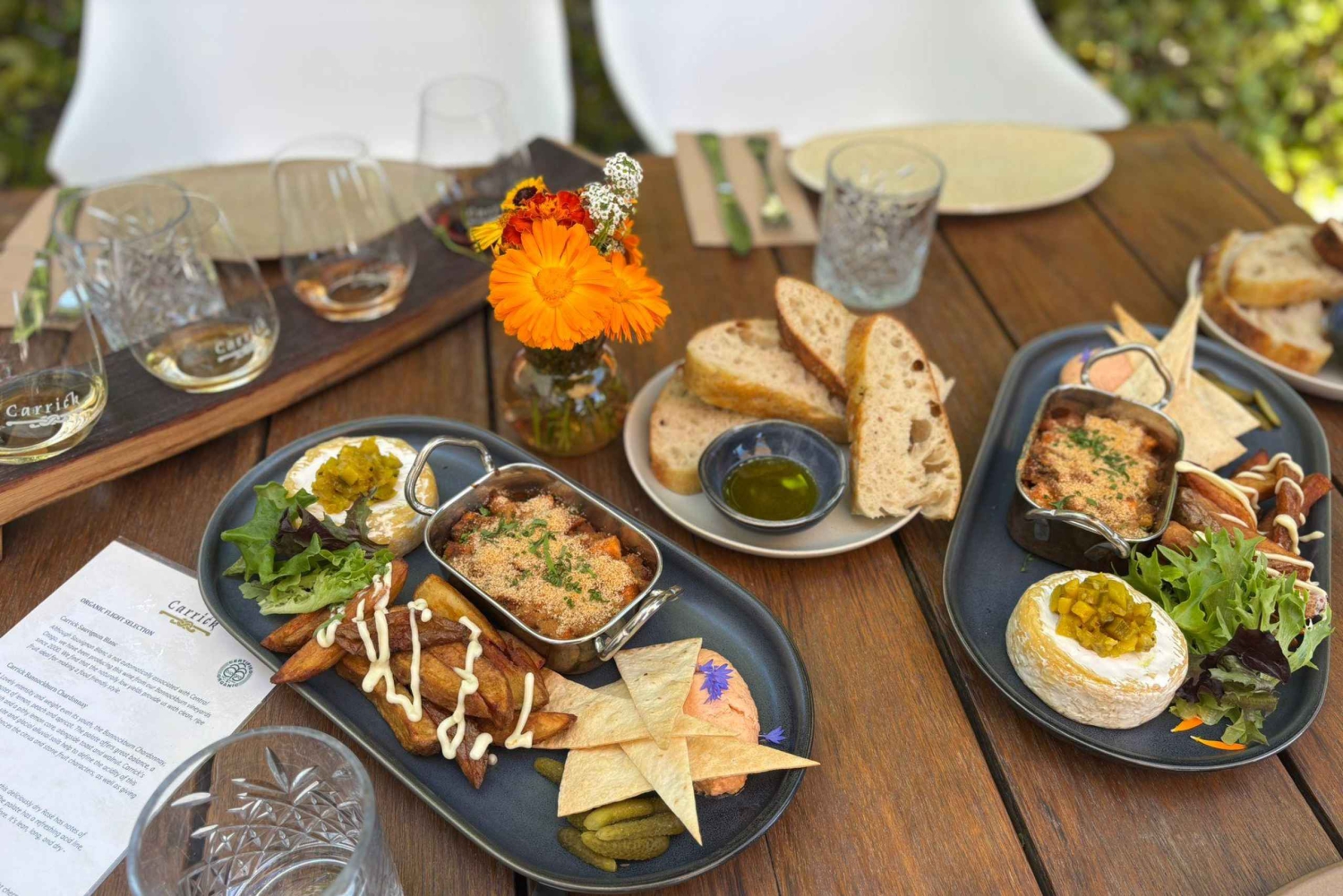 Boutique Winery halvdagsutflykt & vingårdslunch med tallrikar