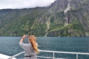 Fiordland & Milford Sound: 4-Day Hiking Adventure