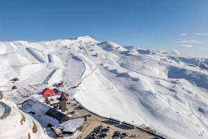 From Queenstown: Cardrona Ski/Snowboard Rentals & Transfer