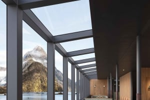 Au départ de Queenstown : Milford Sound en classe affaires avec croisière