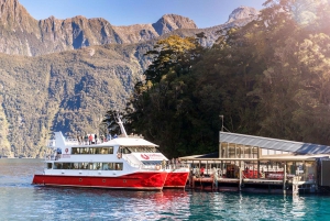 From Queenstown: Milford Sound Full-Day Trip by Bus & Boat