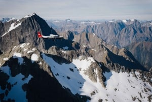 From Queenstown: Milford Sound Full-Day Trip by Plane & Boat