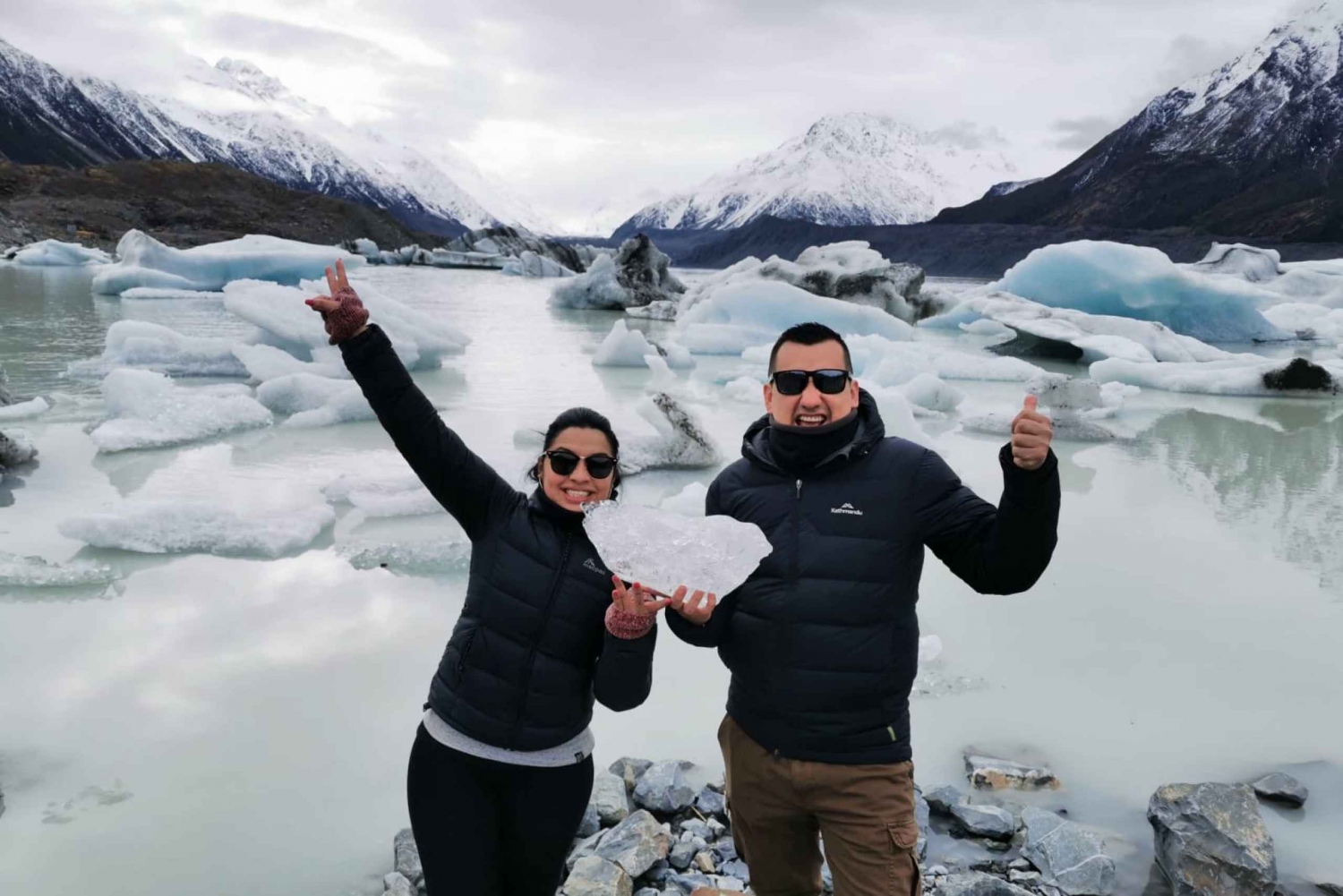 From Queenstown: Mount Cook and Hooker Valley Day Trip