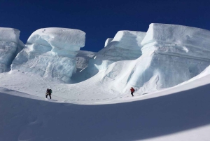 Fra Queenstown: kombinasjon av Mount Cook Heli-Hike og busstur