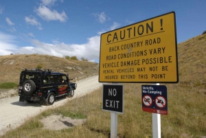 From Queenstown: Skippers Canyon 4-Wheel-Drive Tour