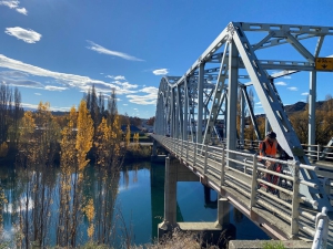 Gorge on Roxburgh Trail - Kiwi Journeys