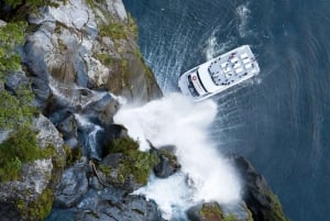 Højdepunkter Tur med smagsprøver og solnedgang i Oia