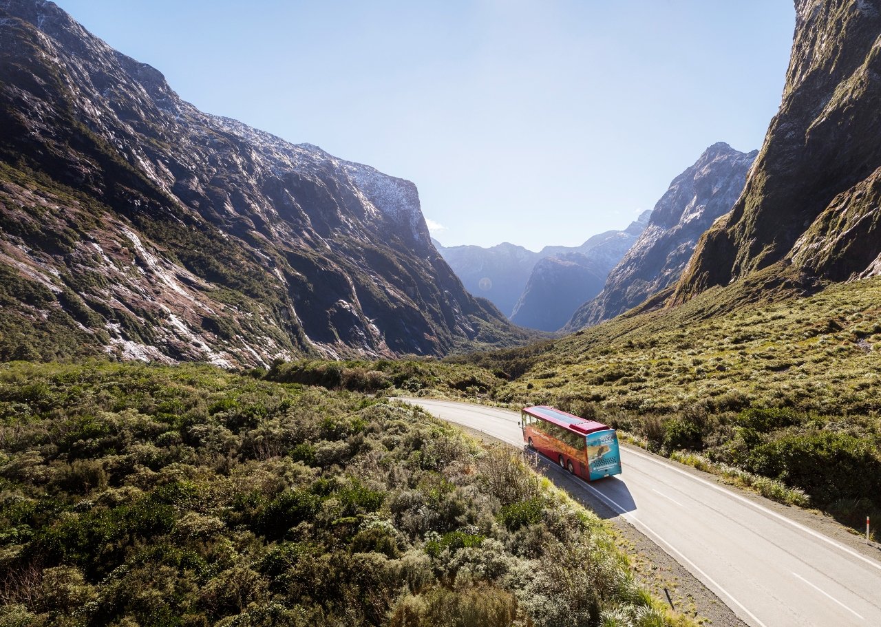 Coach- og cruise-tur til Milford Sound