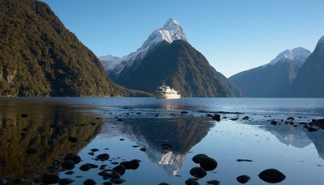 Milford Sound Day Trip in Queenstown | My Guide Queenstown