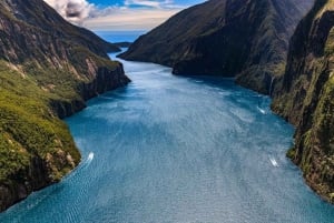 Milford Sound Express Helicopter Flight