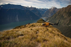Vol en hélicoptère au-dessus du Milford Sound au départ de Queenstown | 1 h 15
