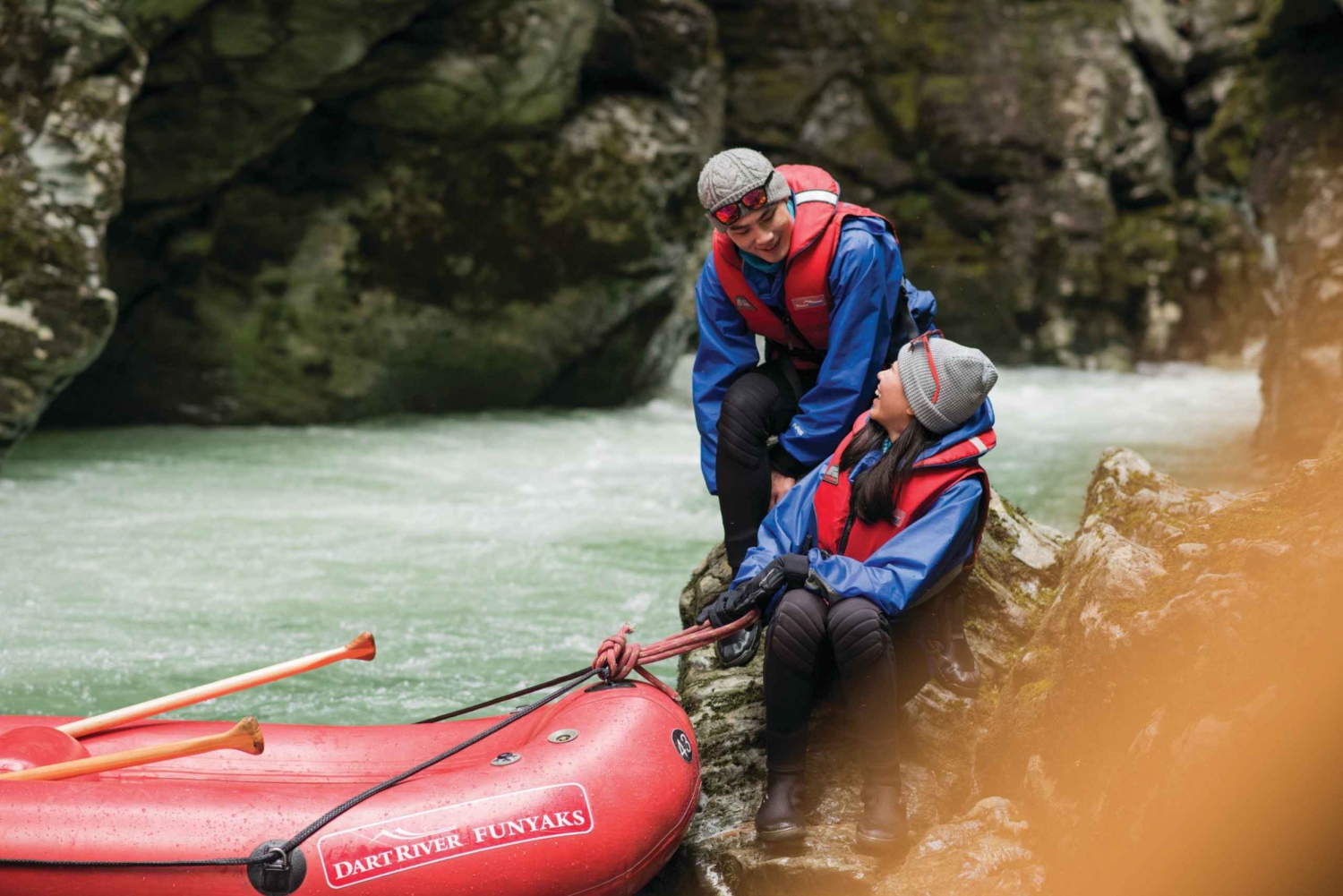 Queenstown Dart River Canoe and Jet Boat Paradise Day Trip in Queenstown