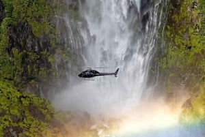 Queenstown: Fiordland's Finest Helicopter Tour