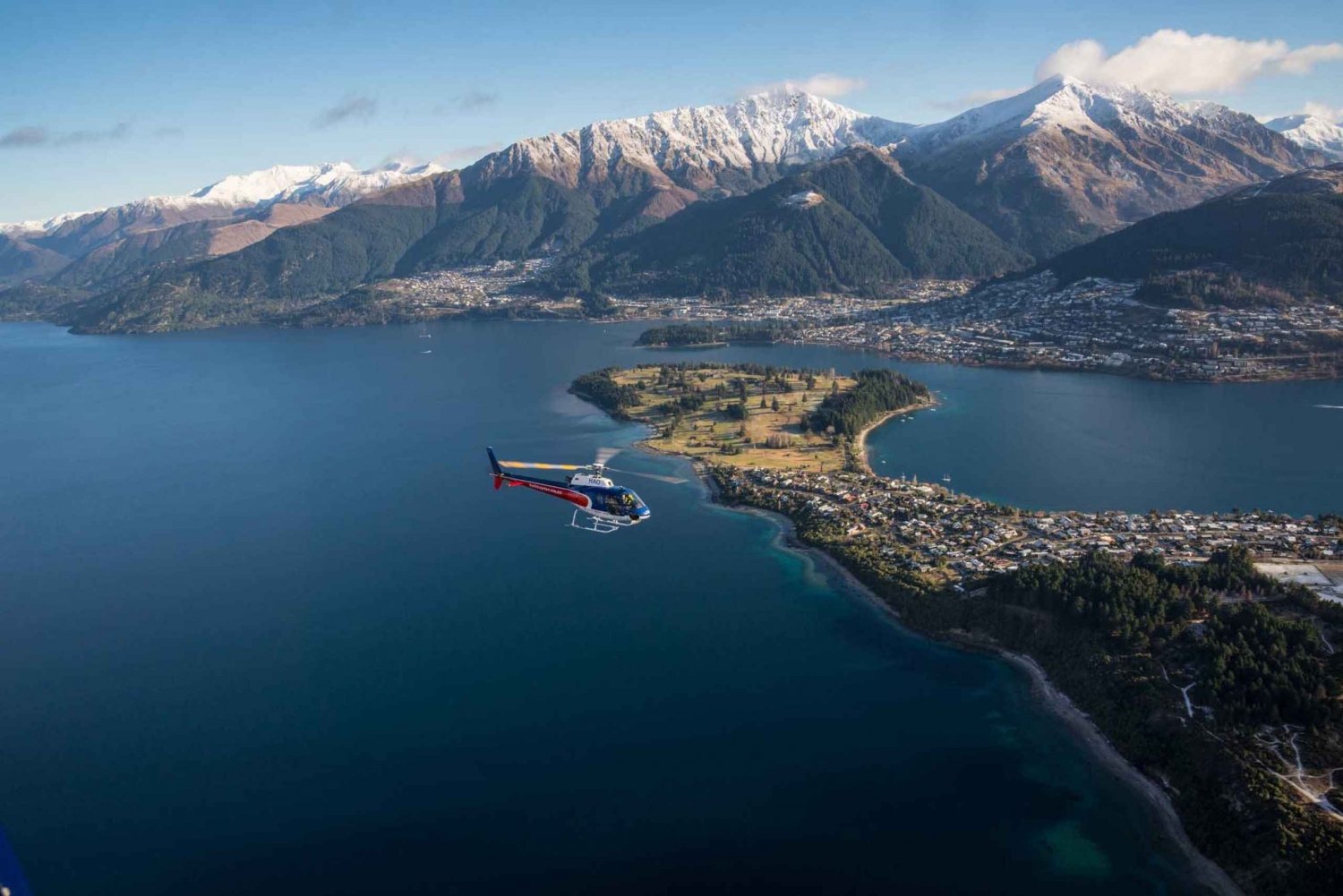 Queenstown: Milford Sound Cruise with Helicopter Transfer