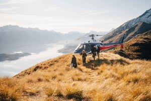 Queenstown: Pilot's Choice Helicopter Tour & Alpine Landing