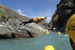 Queenstown: Shotover River Rafting & Skippers Canyon Tour