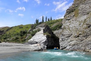 Queenstown: Shotover River Rafting & Skippers Canyon Tour