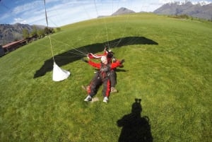 Queenstown: Tandem Skydive from 9,000, 12,000 or 15,000 Feet