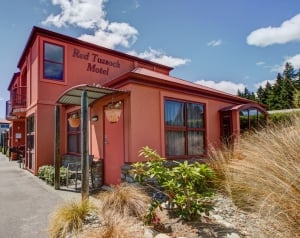 Red Tussock Motel