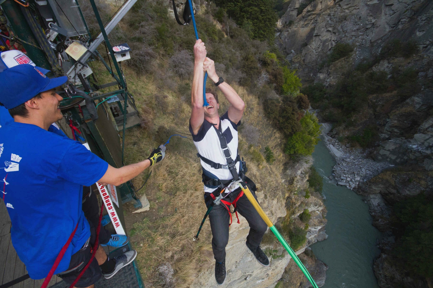 Shotover Canyon Giant Rope Swing in Queenstown My Guide Queenstown