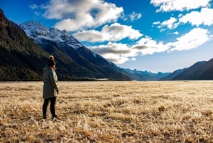 Te Anau to Queenstown inc Milford Sound Tour, Cruise & Lunch