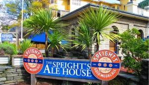 Best Queenstown Pubs