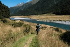 Wanaka: Siberia Experience Scenic Flight, Hike, and Jetboat