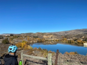 Winery Tour: Cromwell to Bannockburn - Kiwi Journeys