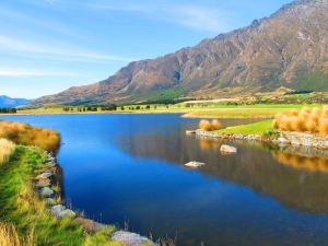 Lake Tewa, Jacks Point 
