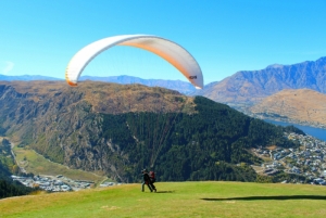 Paragliding 