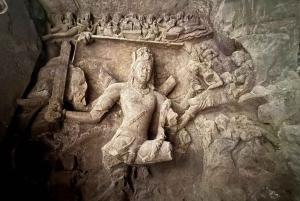 2-Day Jaipur & Mumbai Private Tour with Heritage Highlights